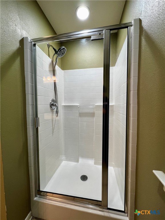 5832 Alexandria Drive Property Photo 20