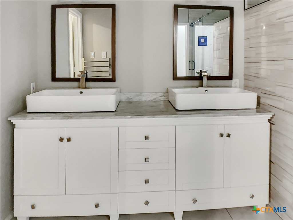 100 Missouri Drive Property Photo 15