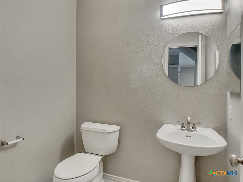 100 Missouri Drive Property Photo 17