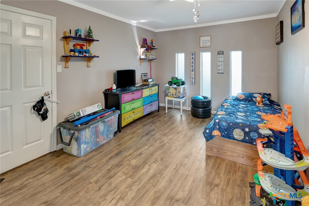 204 Dover Street Property Photo 16