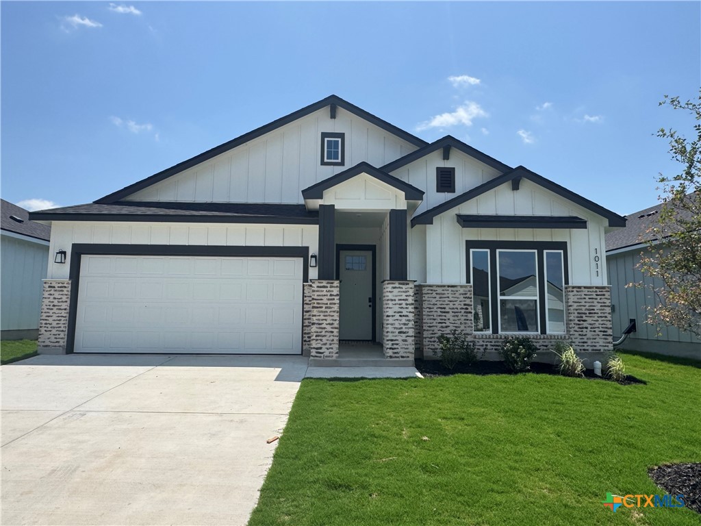 1011 Peppermint Drive Property Photo 1
