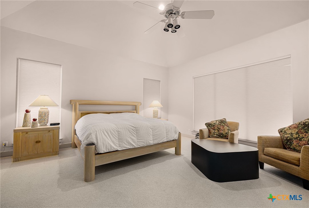 1001 Riada Drive Property Photo 15