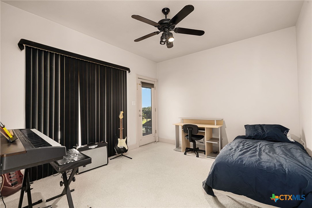 1001 Riada Drive Property Photo 25