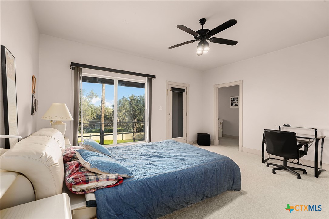 1001 Riada Drive Property Photo 28