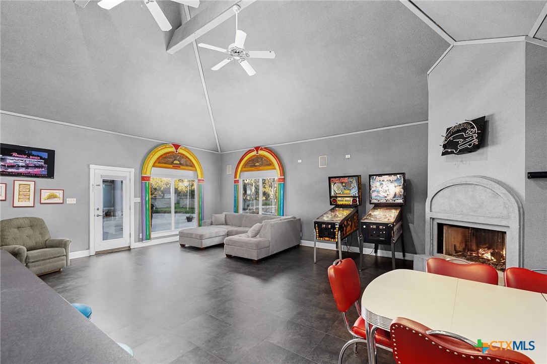1001 Riada Drive Property Photo 31