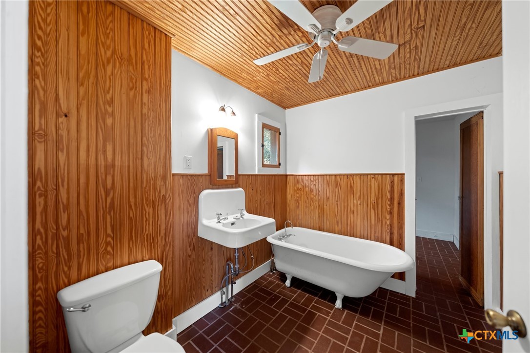 9738 E Fm 1431 Property Photo 24
