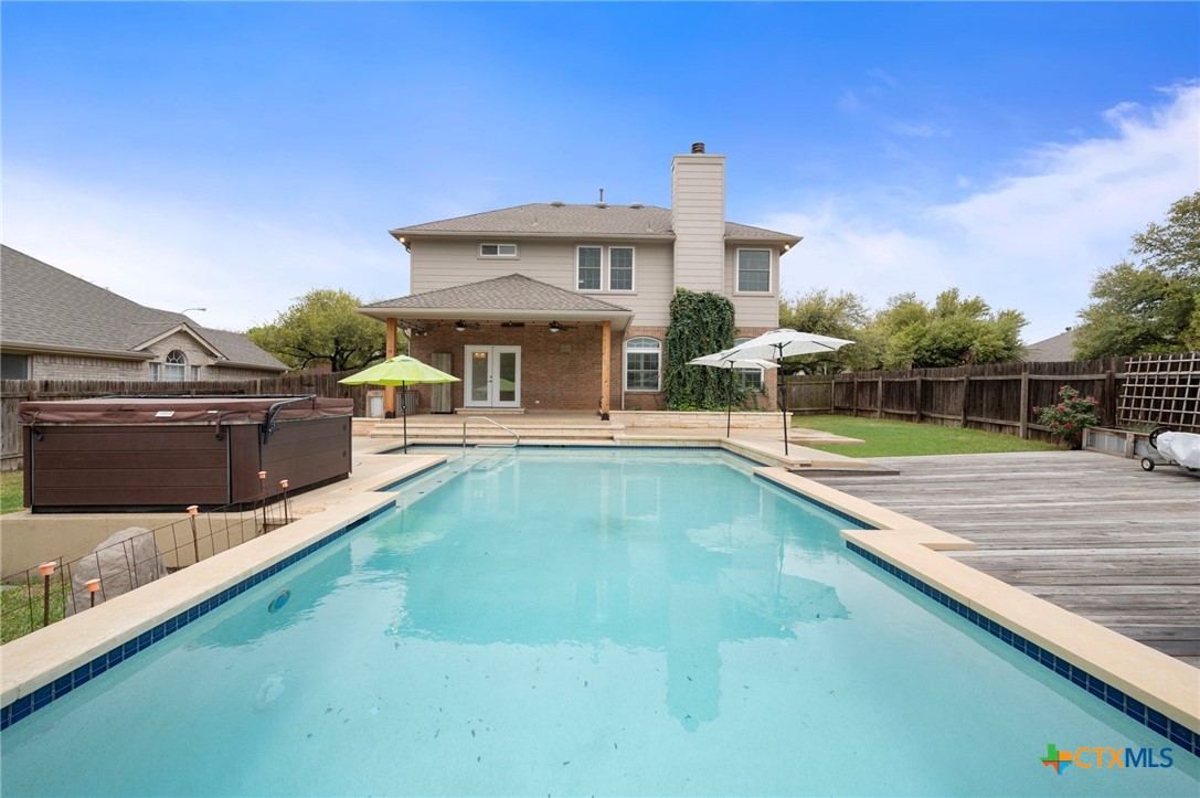 200 Cloud Peak Cove Property Photo 1