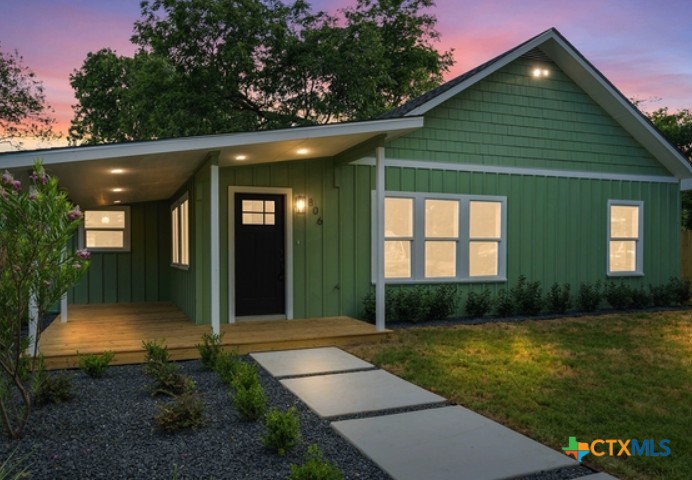 806 21st Street Property Photo 1