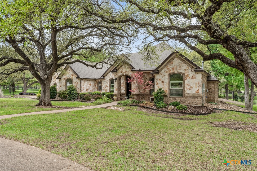 2016 The Creeks Drive Property Photo