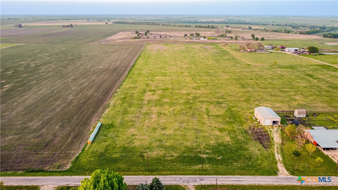 Tbd N Elm Loop Property Photo 1