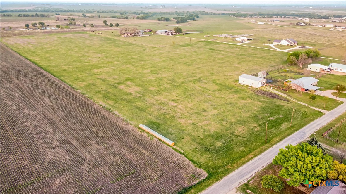 Tbd N Elm Loop Property Photo 7