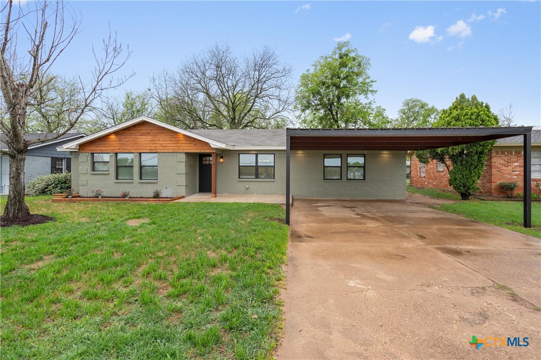 504 N Main Street Property Photo
