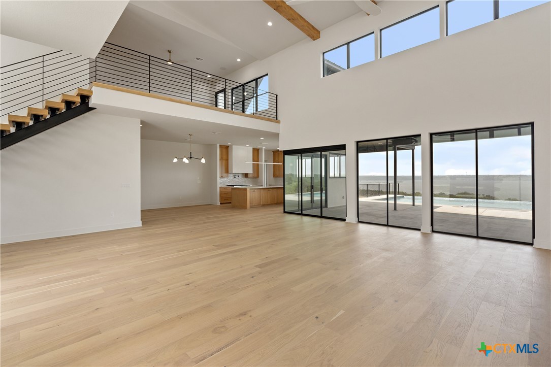 10055 Blanco Springs Road Property Photo 11