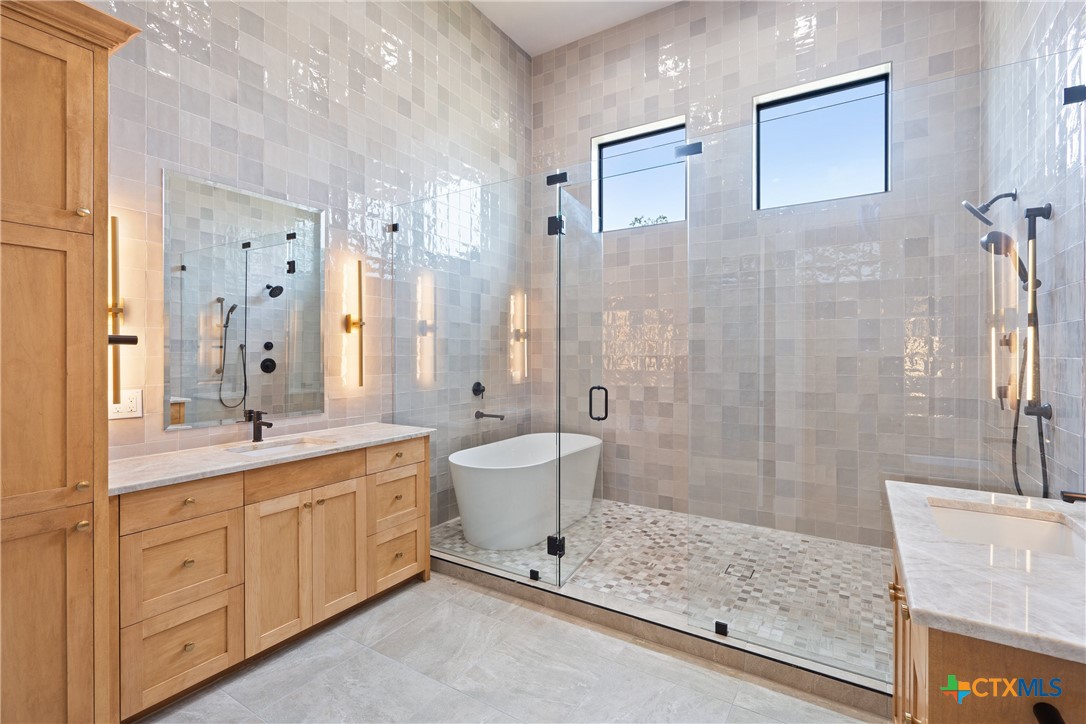 10055 Blanco Springs Road Property Photo 14