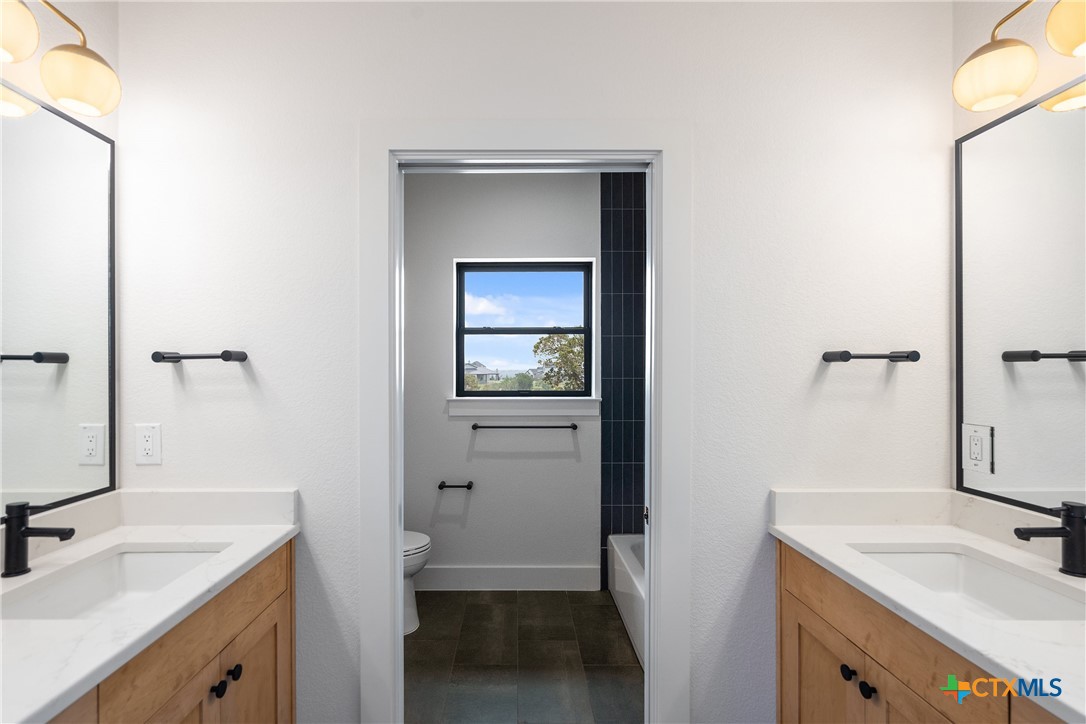 10055 Blanco Springs Road Property Photo 19