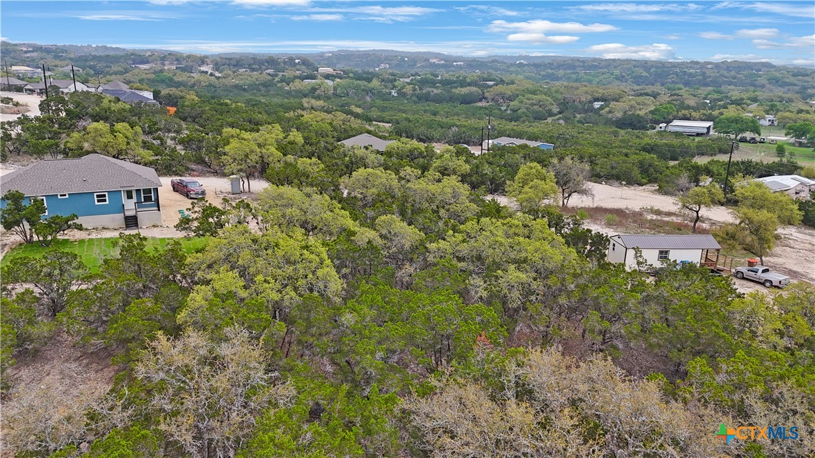 1081 Dog Leg Lane Property Photo 10