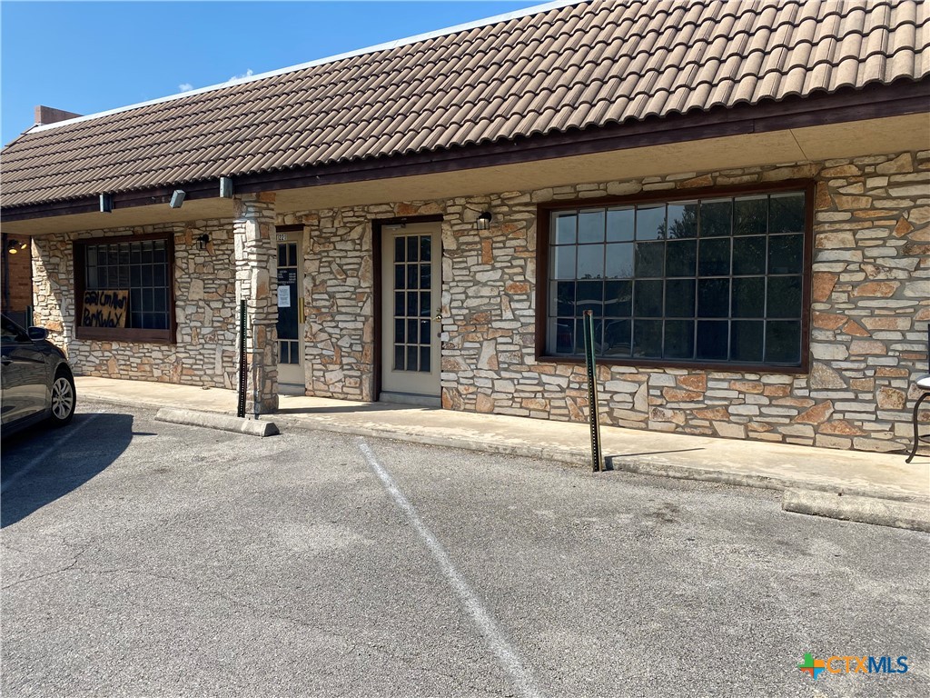221 N Cm Allen Parkway 221 Property Photo 1