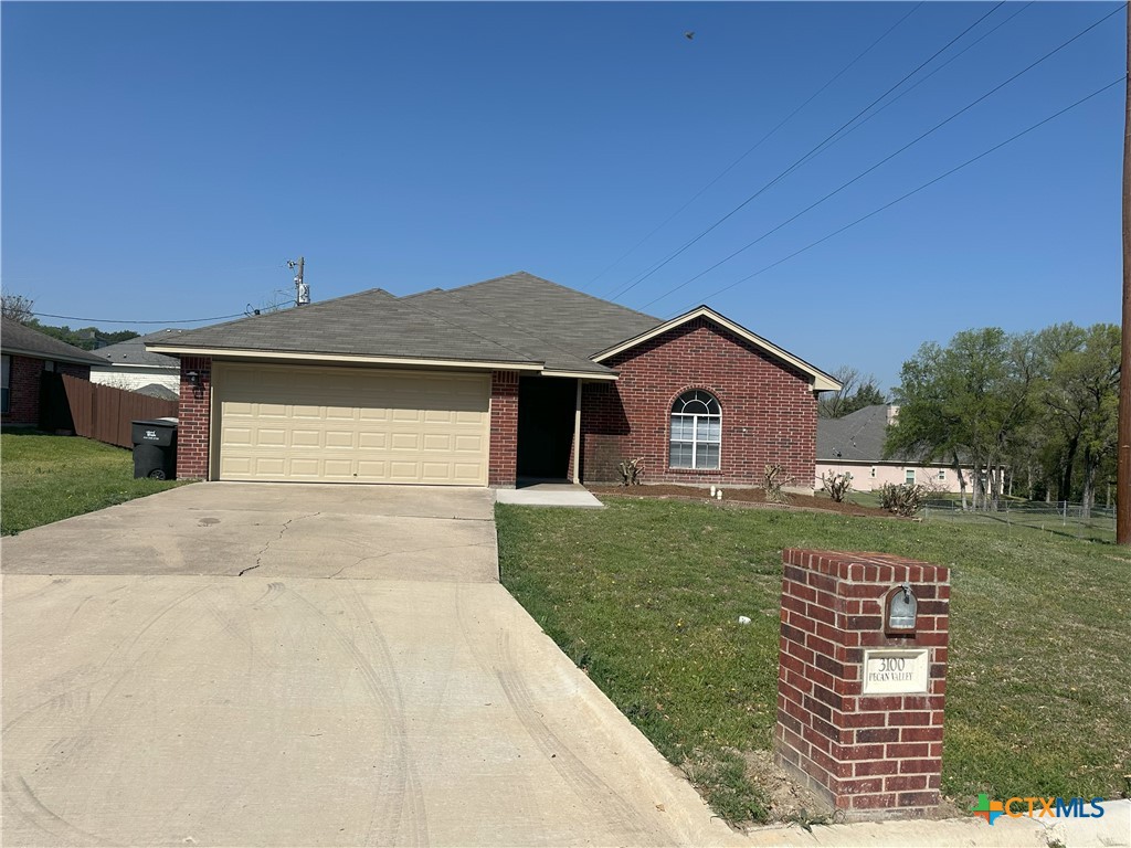 3100 Pecan Valley Drive Property Photo 1