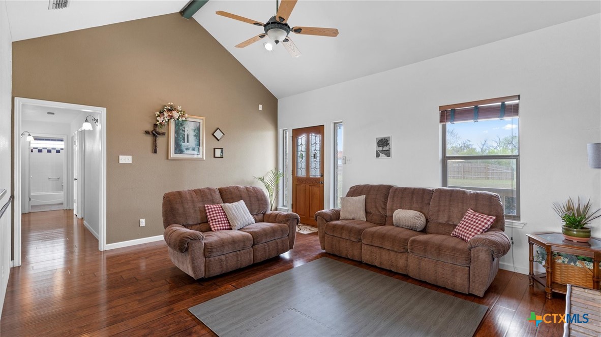 1867 Fm 758 Property Photo 5