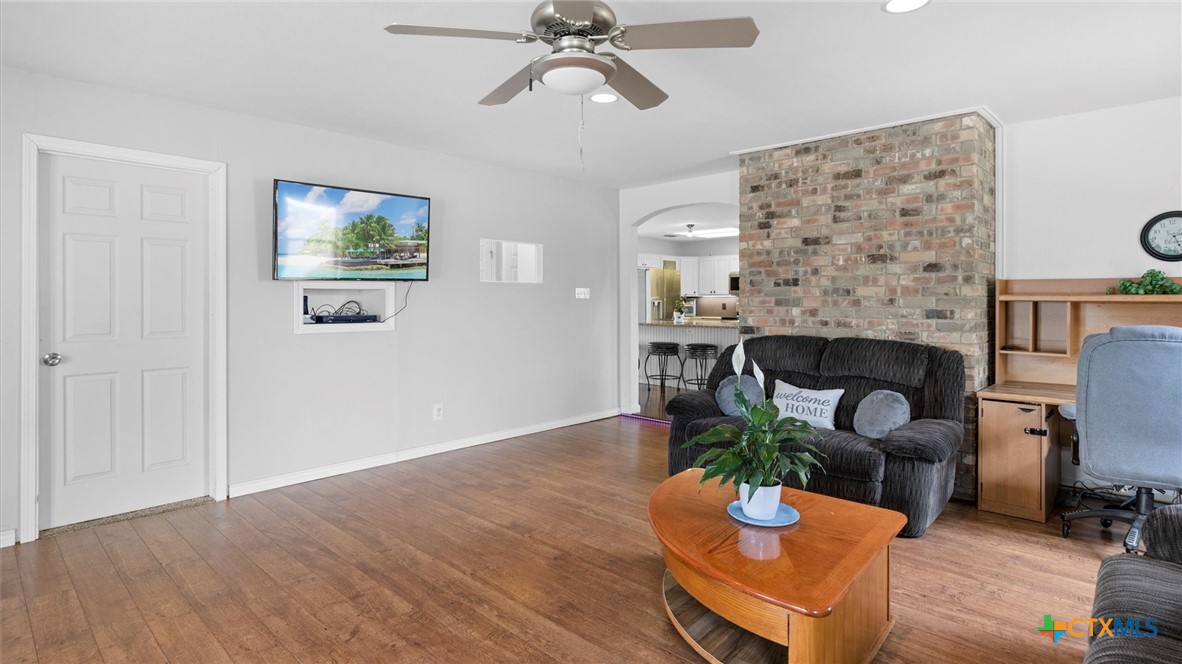 1867 Fm 758 Property Photo 18