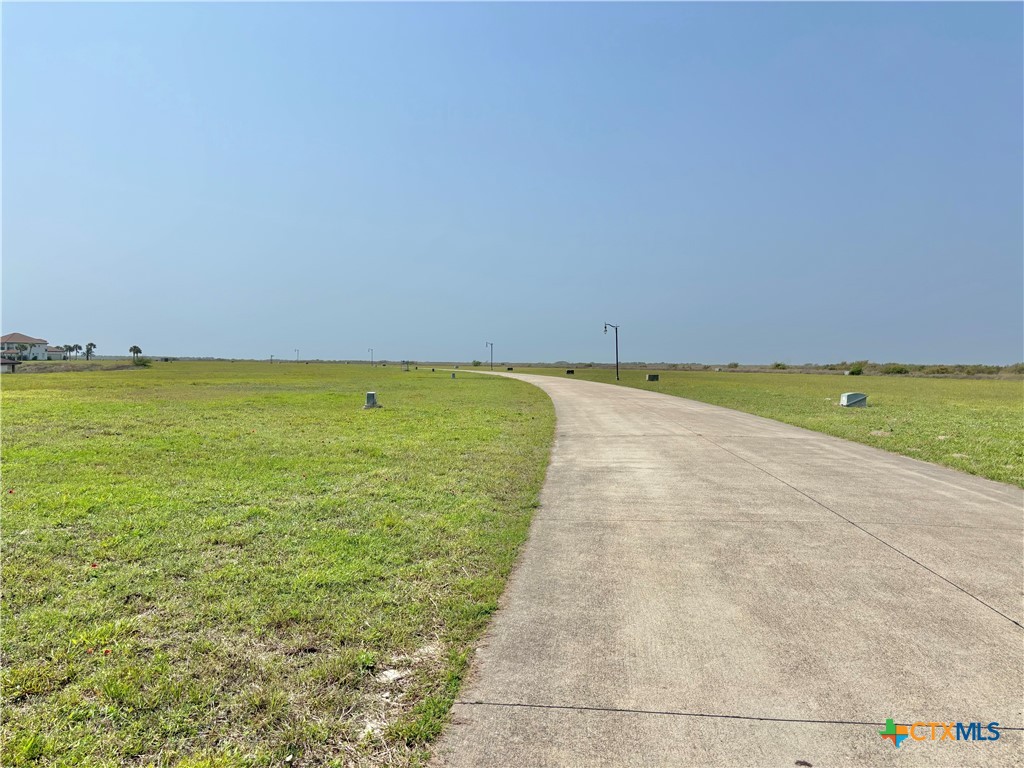 116 W Tuscany Way Property Photo 10