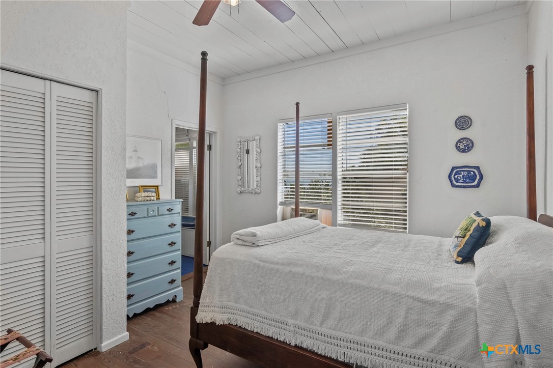 720 Copano Bay Drive Property Photo 12