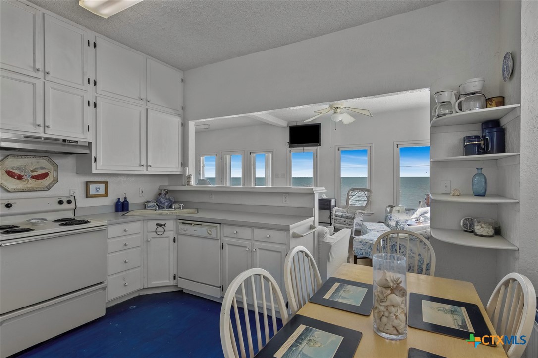 720 Copano Bay Drive Property Photo 13