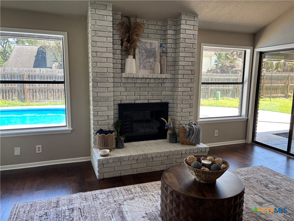 116 Newport Drive Property Photo 8
