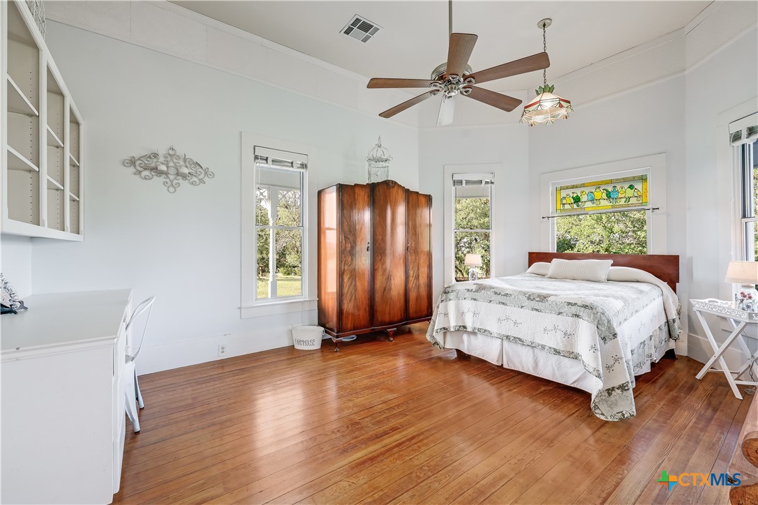 13471 Cedar Valley Road Property Photo 17