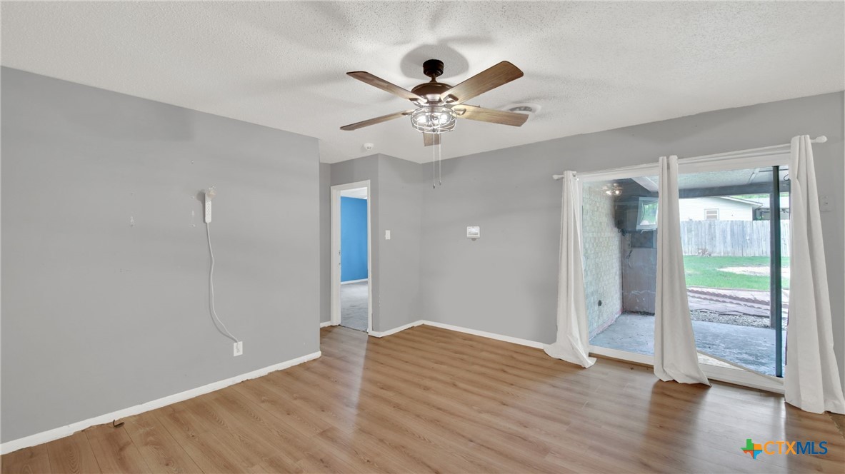 1811 Clarawood Drive Property Photo 9