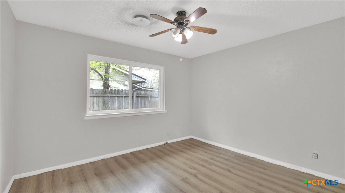 1811 Clarawood Drive Property Photo 20