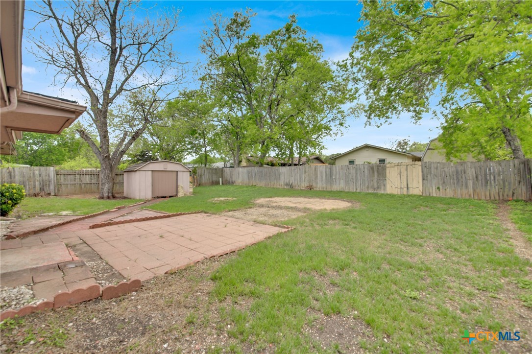 1811 Clarawood Drive Property Photo 28