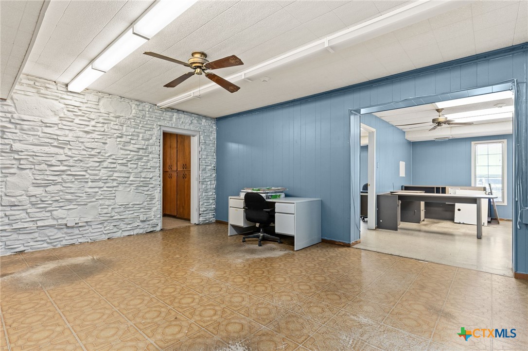 5401 E Veterans Memorial Boulevard 5307 Property Photo 15