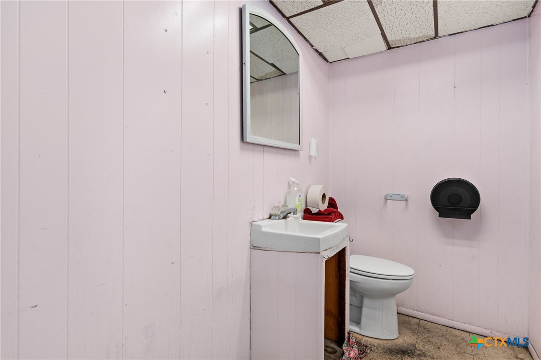 5401 E Veterans Memorial Boulevard 5307 Property Photo 32