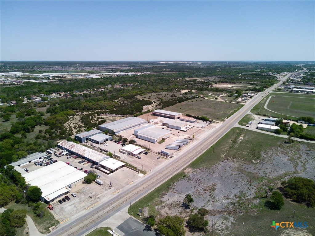 5401 E Veterans Memorial Boulevard 5303-c Associated Property Photo 3