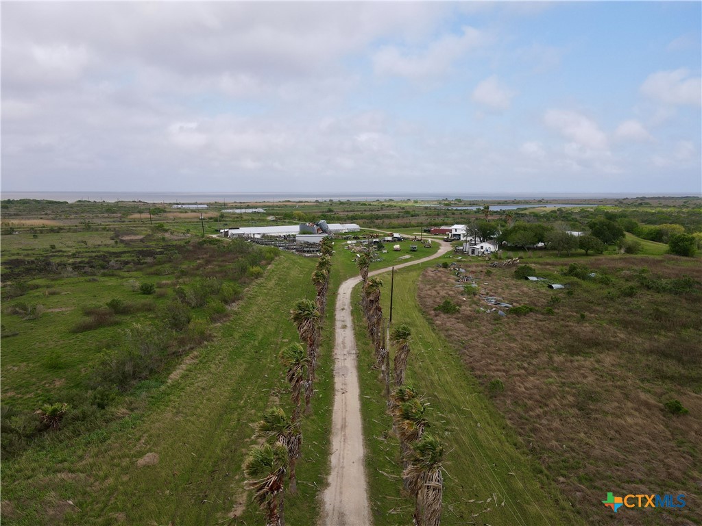 293 Fm-2040 Property Photo 9