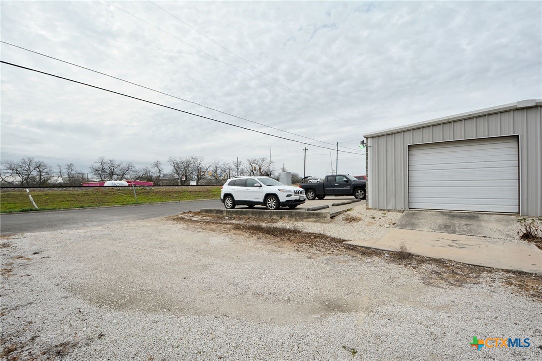 100 Schertz Parkway Property Photo 9