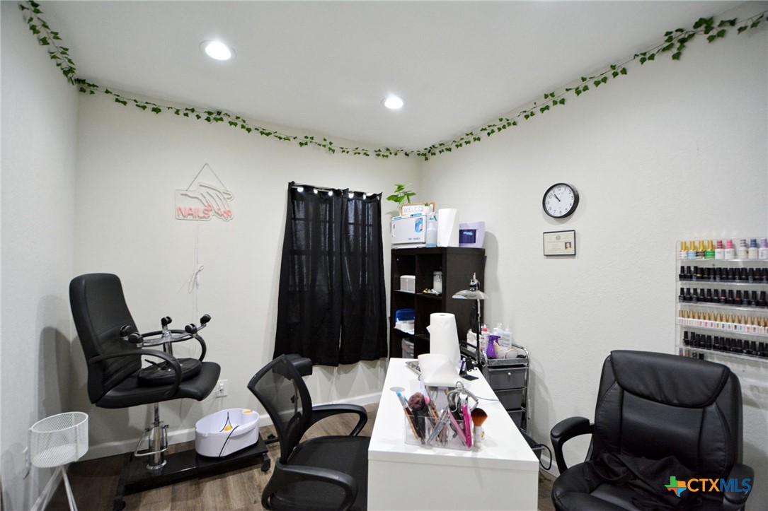 100 Schertz Parkway Property Photo 27