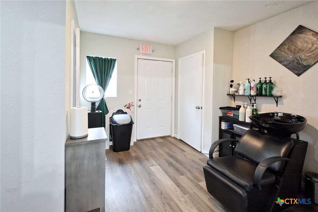 100 Schertz Parkway Property Photo 28