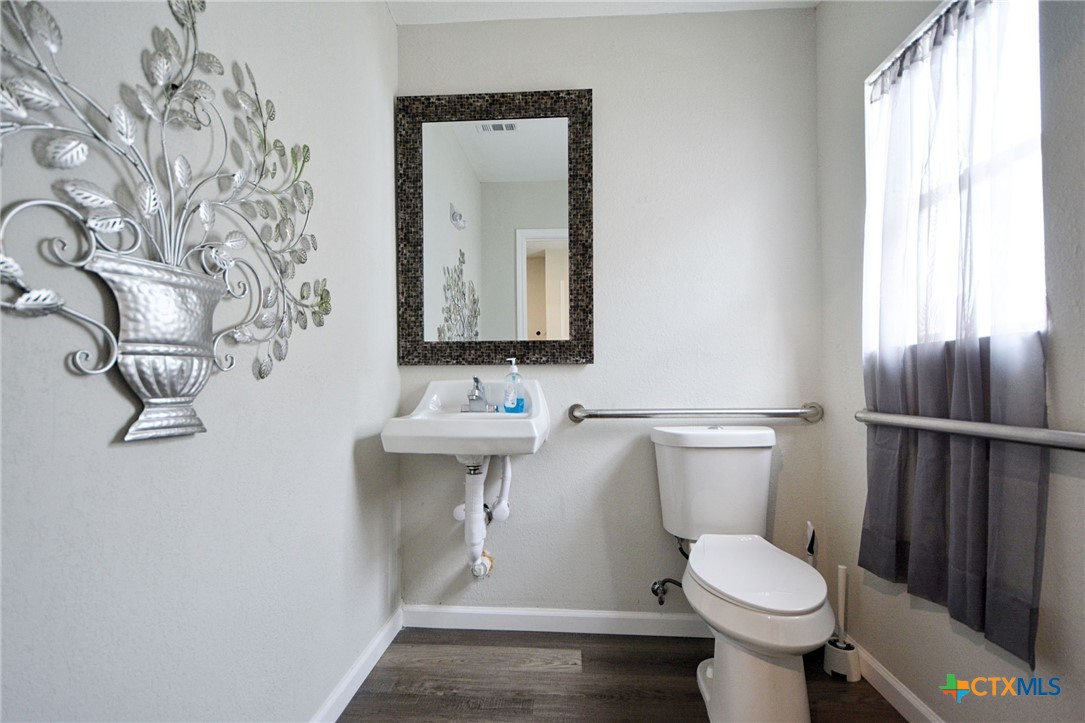 100 Schertz Parkway Property Photo 30