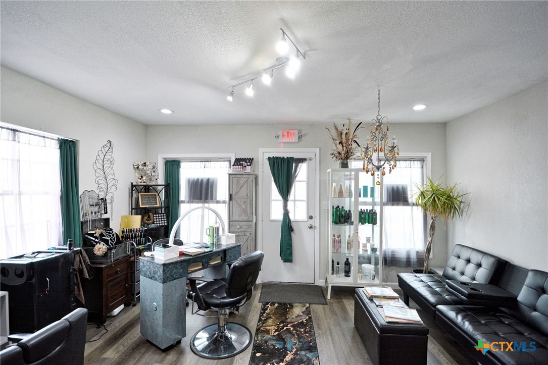 100 Schertz Parkway Property Photo 31