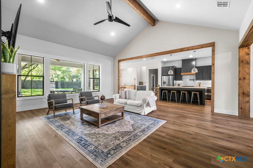 10 Riverstone Parkway Property Photo 4