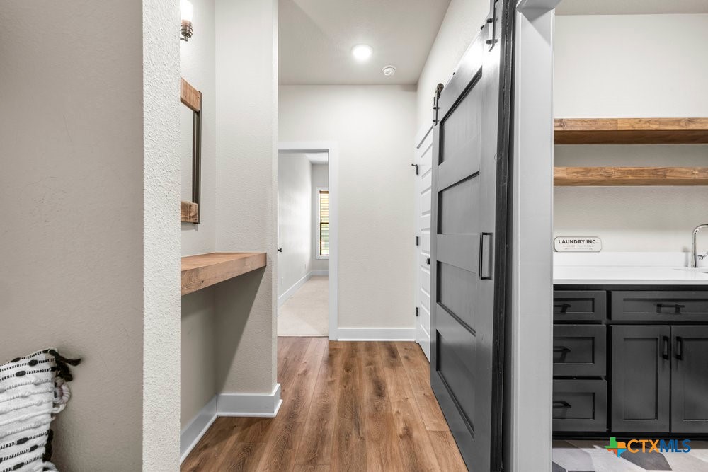 10 Riverstone Parkway Property Photo 19