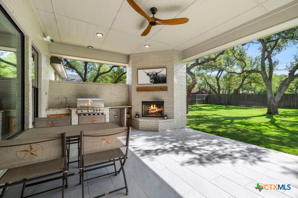 10 Riverstone Parkway Property Photo 22