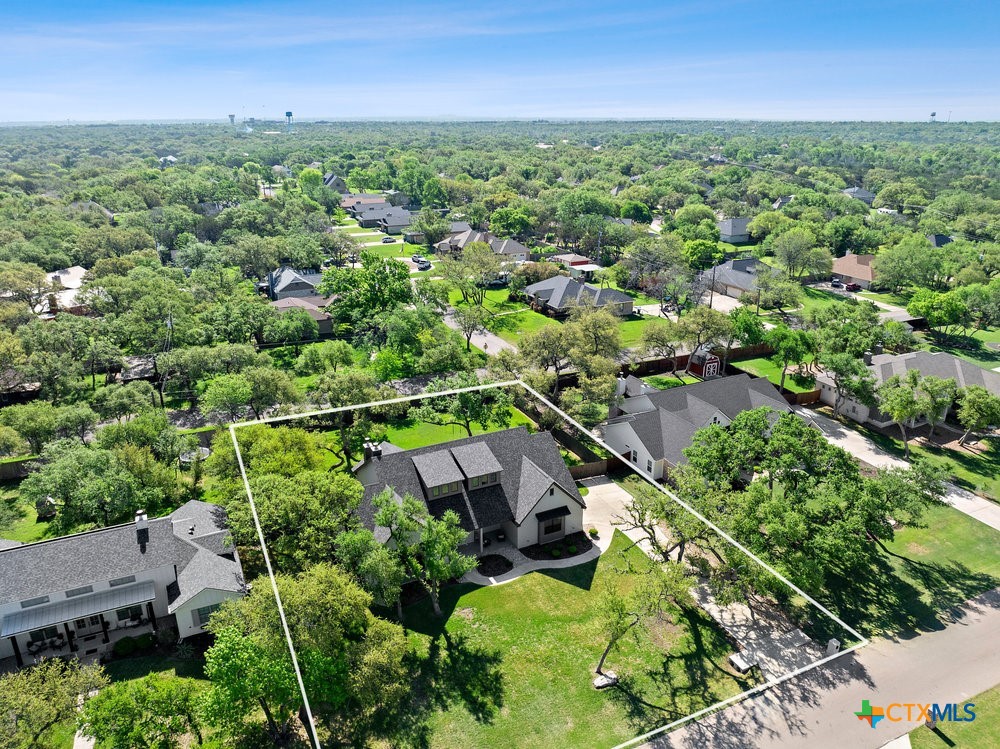 10 Riverstone Parkway Property Photo 24