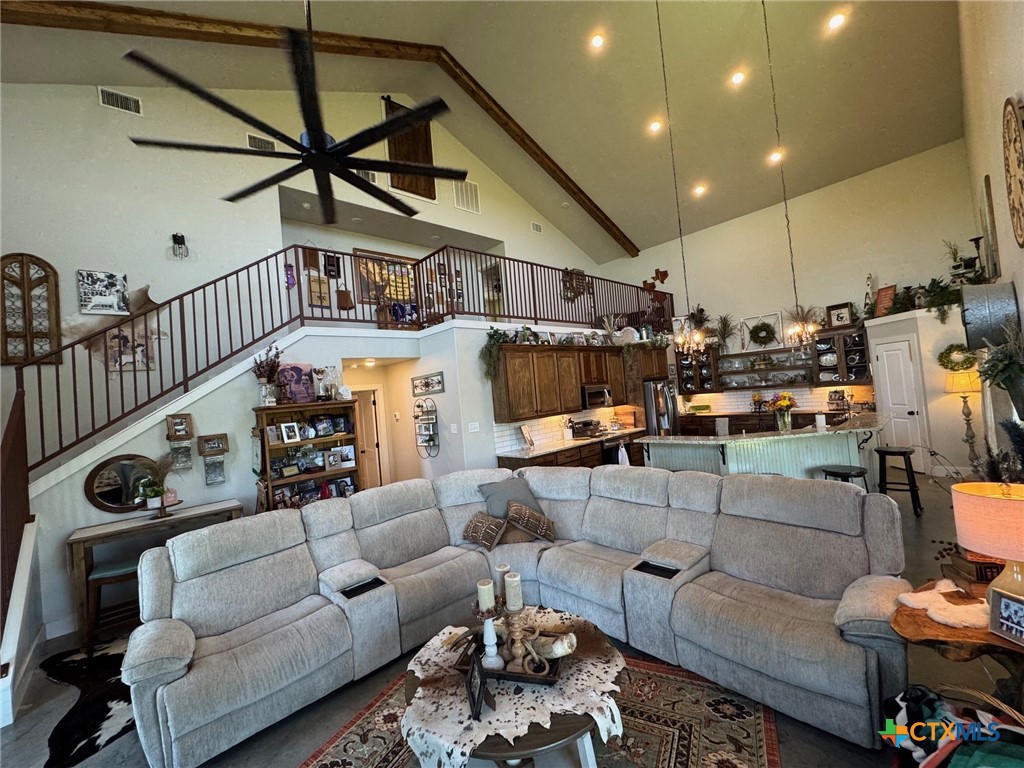 1610 Fm 107 Property Photo 2