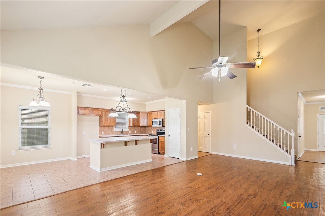 104 Red Oak Court Property Photo 6