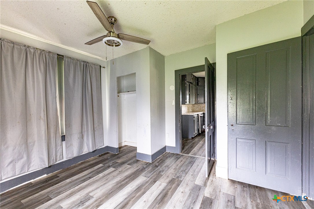 1515 Moulton Street Property Photo 8