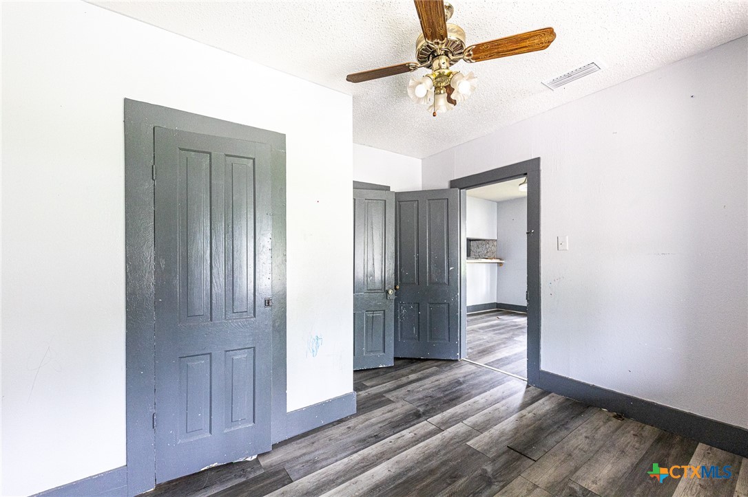 1515 Moulton Street Property Photo 9