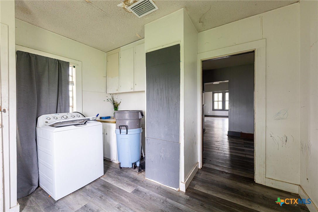 1515 Moulton Street Property Photo 10